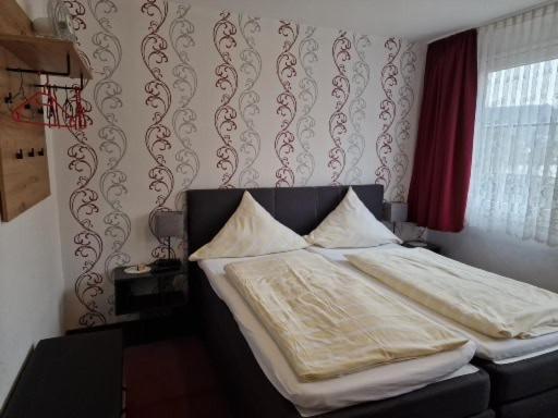 Hotel Weinhaus Am Stiftstor Treis-Karden Ngoại thất bức ảnh